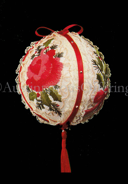 Rare Marchie Roses Christmas Kissing Ball Crewel Embroidery Kit