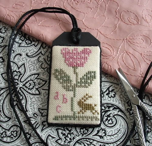 Primitive Jewel Necklace Cross Stitch Kit Folk Art Bunnys Bloom