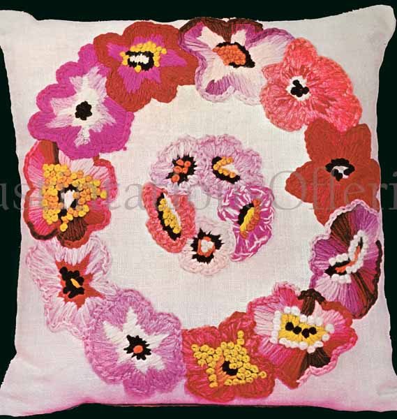 Rare Eszter Haraszty Vibrant Poppy Garland Crewel Embroidery Kit